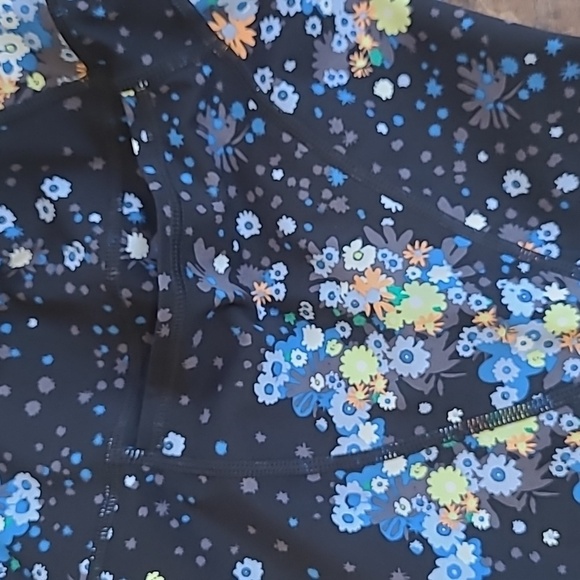 EUC Sweaty Betty Leggings Women's sz S Power Floral 7/8 Length Active Bottoms - Picture 4 of 10